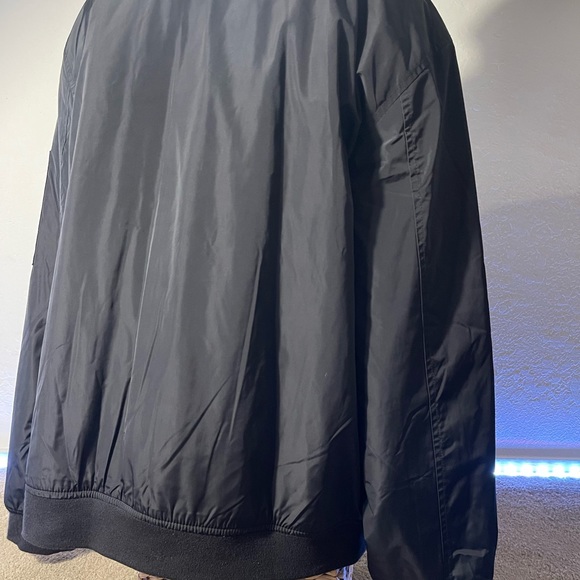 Old navy bomber jacket - Picture 6 of 9